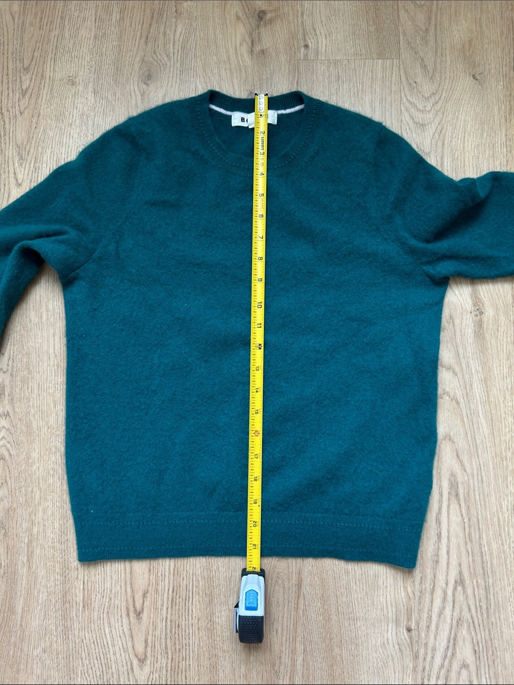 Boden Teal 100% Cashmere Crewneck Sweater Size Medium Runs Small EUC - Picture 7 of 7